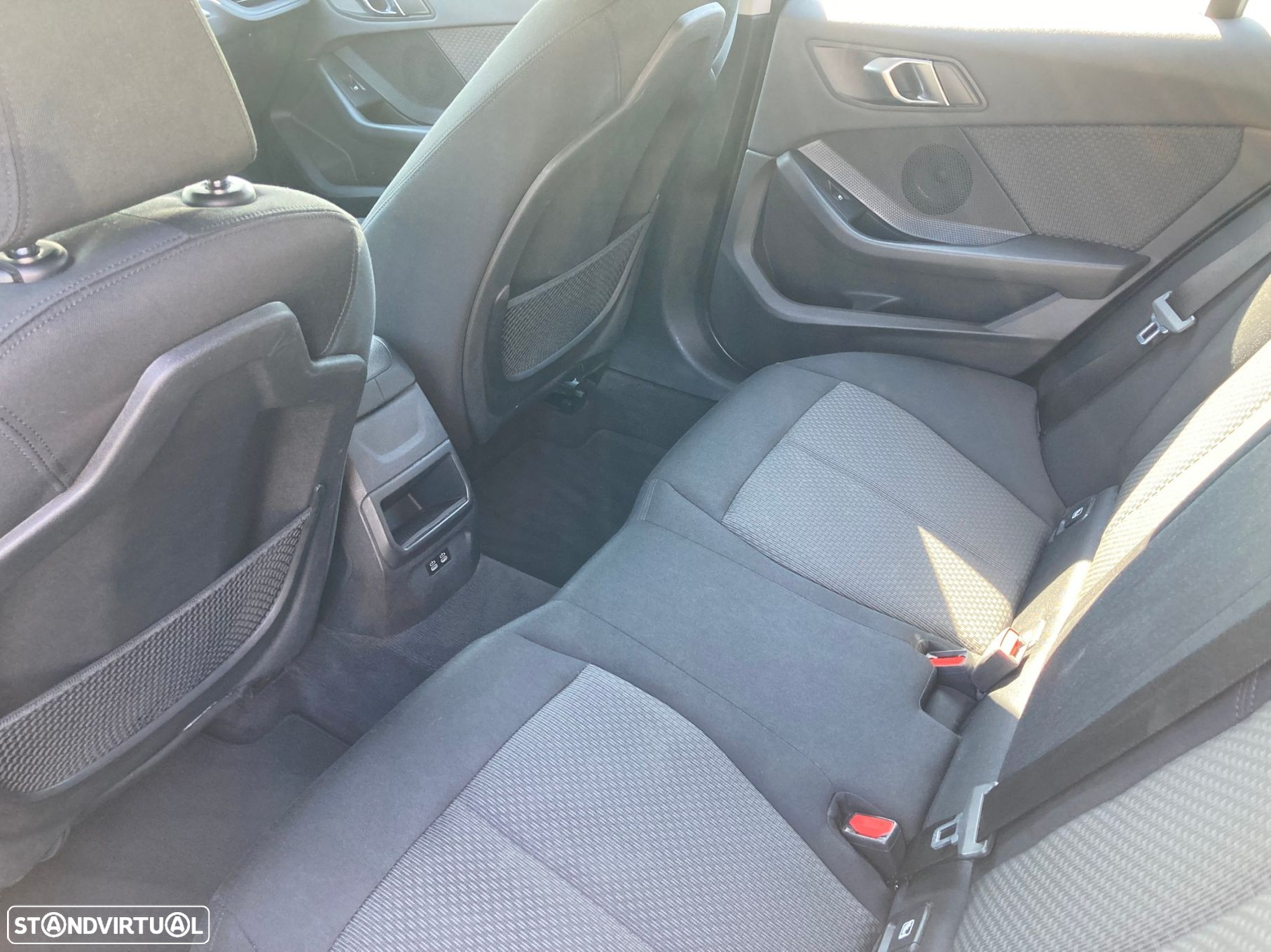BMW 116 d Corporate Edition Auto - 31