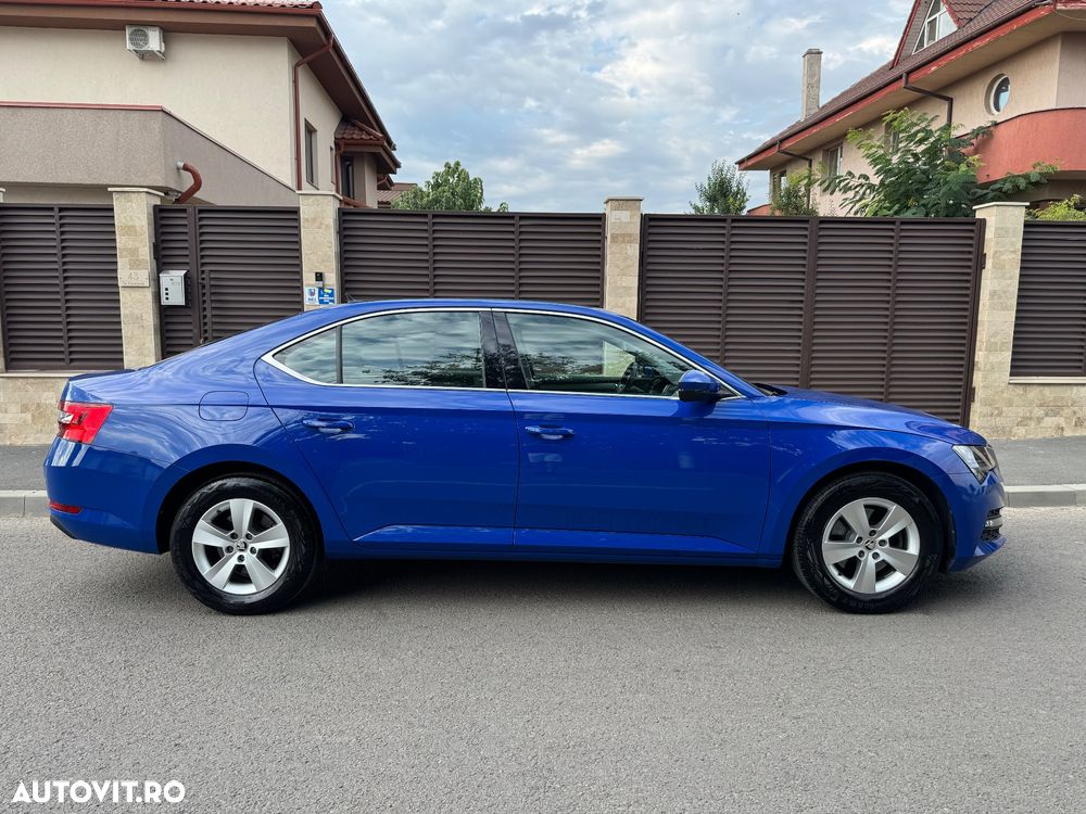 Skoda Superb 1.5 TSI DSG Ambition - 10
