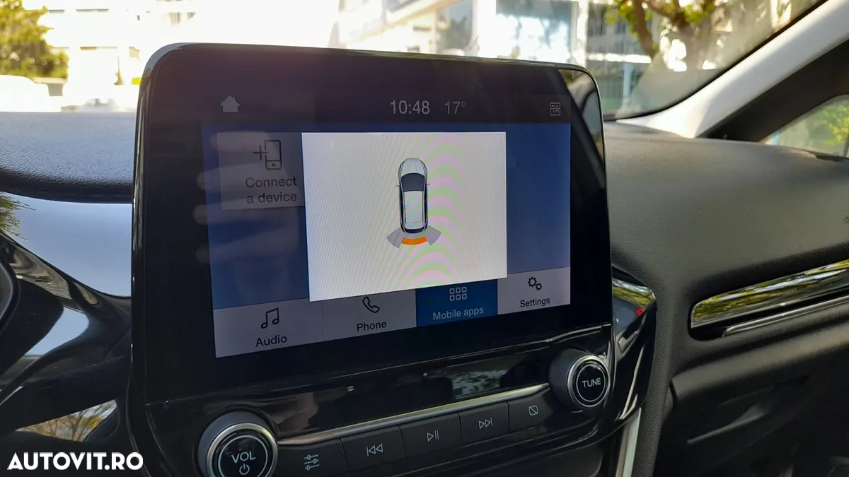 Ford Fiesta 1.0 EcoBoost Powershift Trend - 25