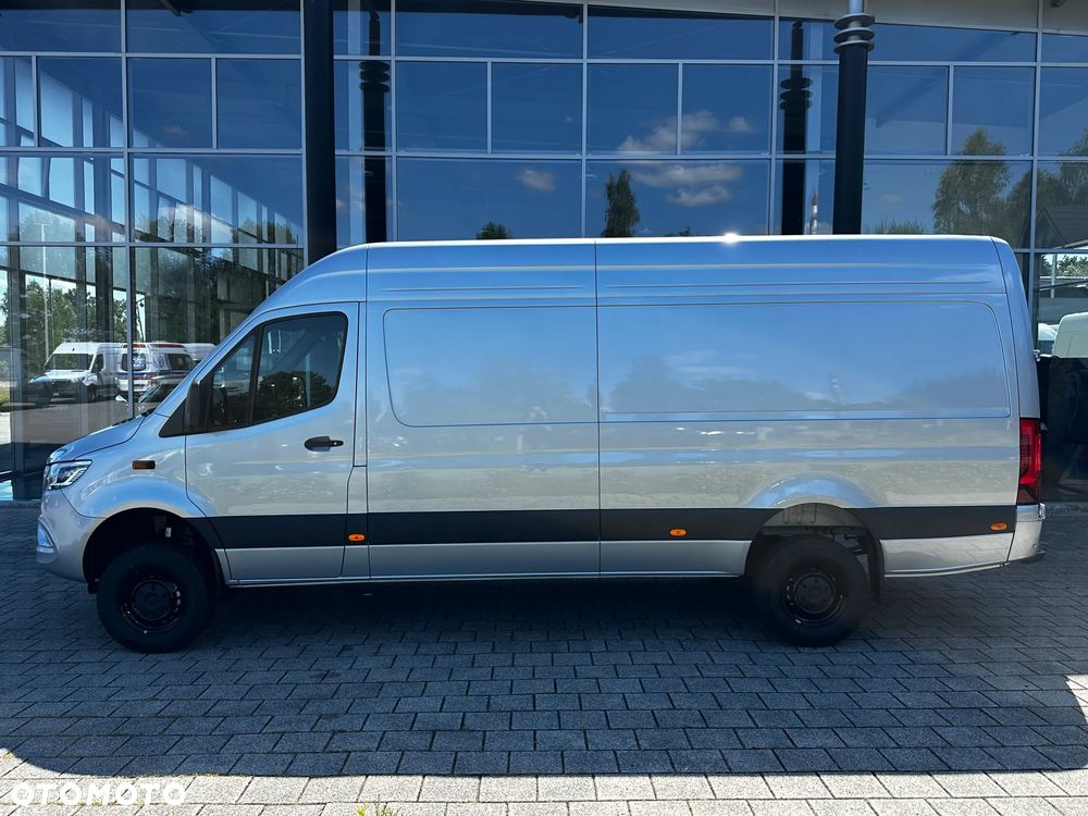 Mercedes-Benz Sprinter - 10