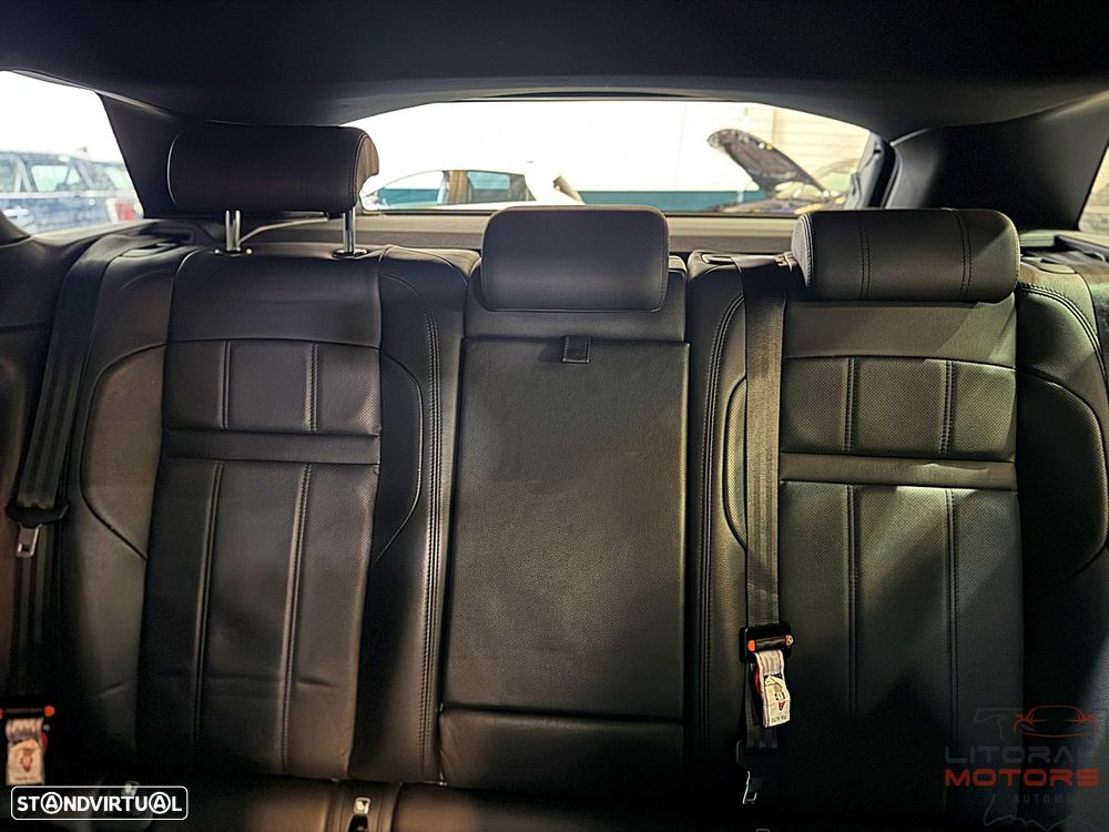 Land Rover Range Rover Evoque P300e R-Dynamic S - 37