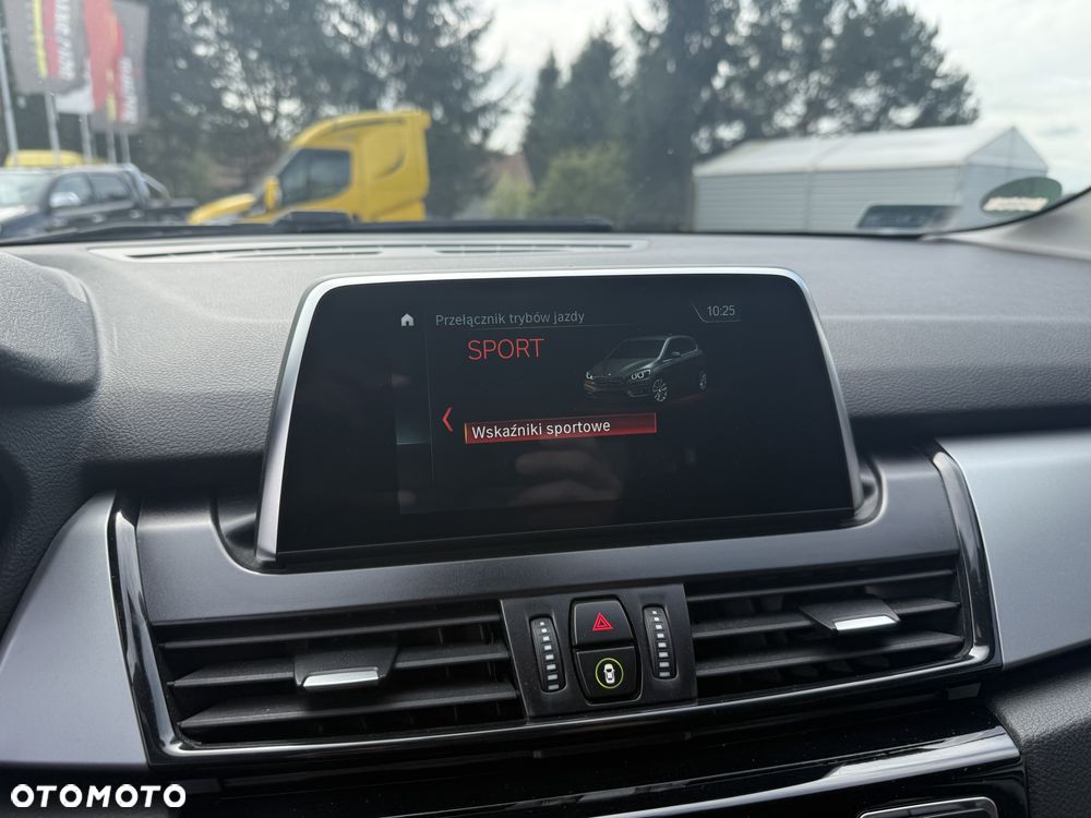 BMW Seria 2 218d GT Sport Line - 28