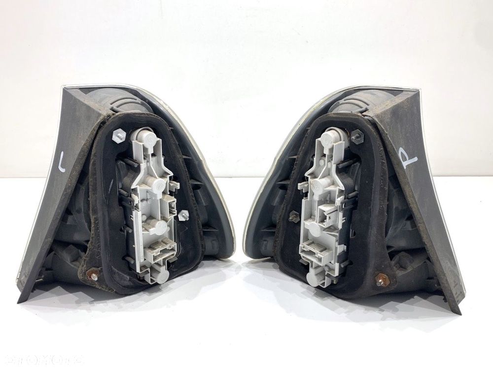 LAMPY TYŁ LEWA PRAWA KOMPLET  BMW 3 Compact (E46) 2001 - 2005 316 ti 85 kW [115 KM] benzyna 2002 - - 3