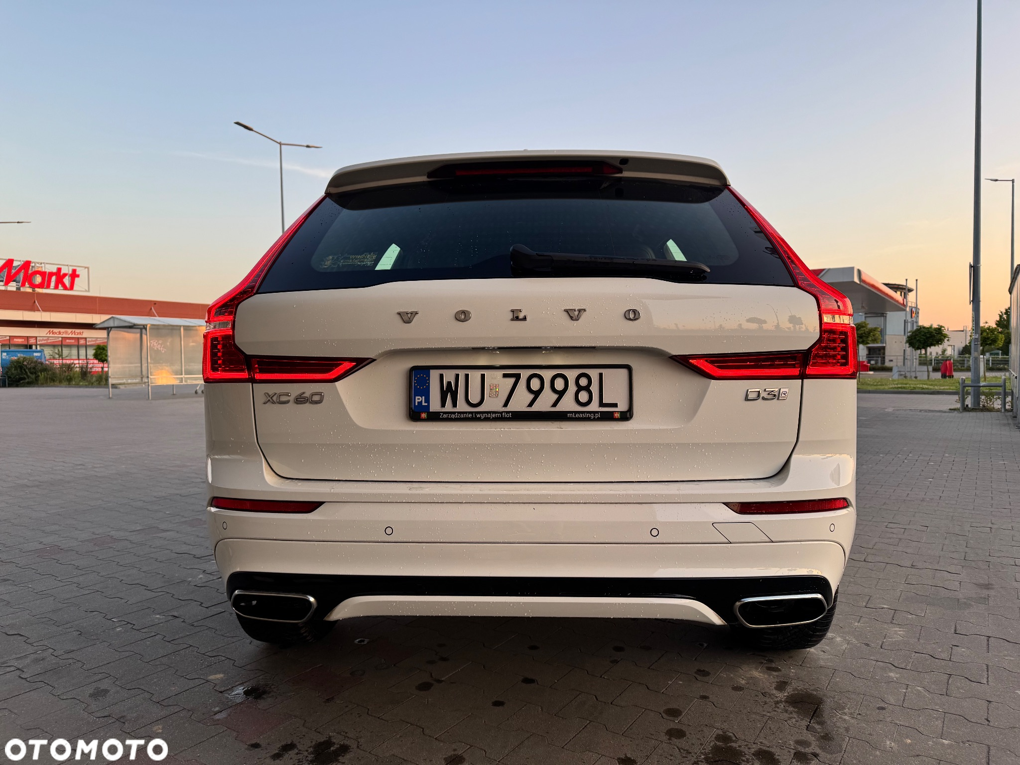 Volvo XC 60 D3 R-Design - 4