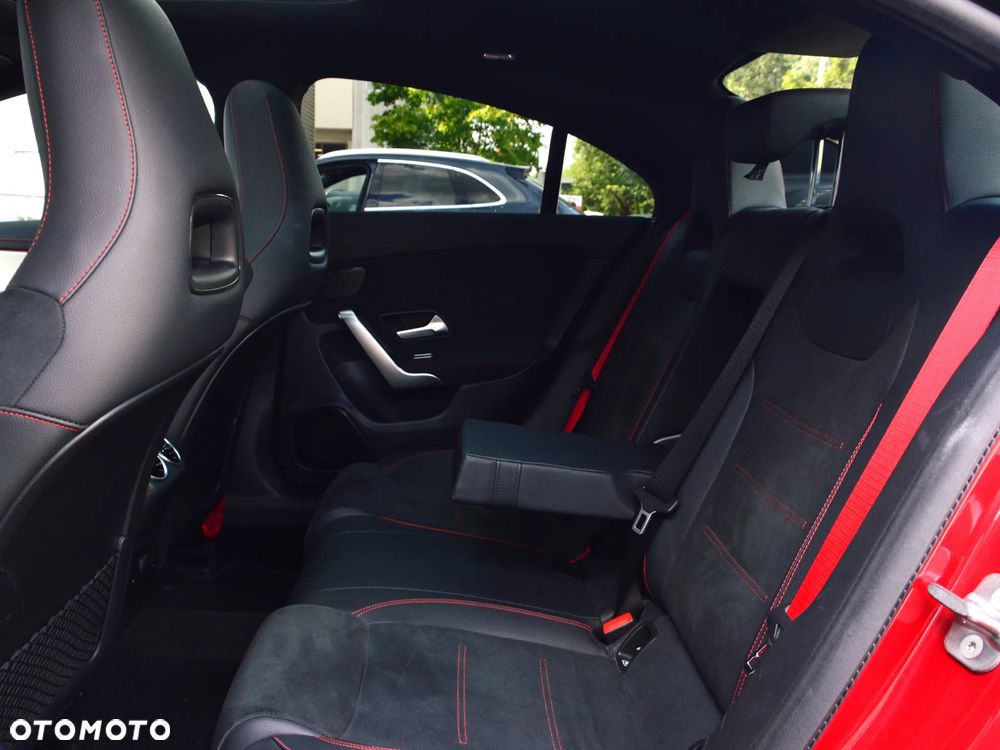 Mercedes-Benz CLA AMG 35 4-Matic 7G-DCT - 16