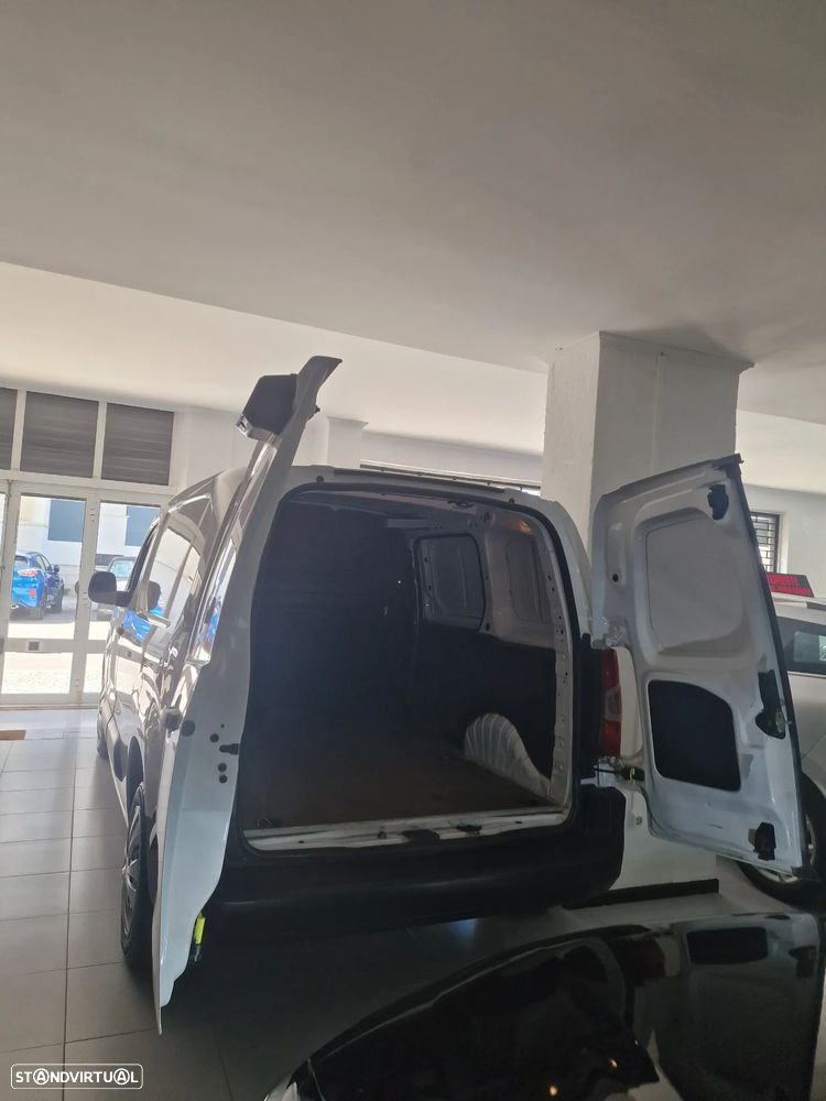 Citroën Berlingo. 1.498 - 11