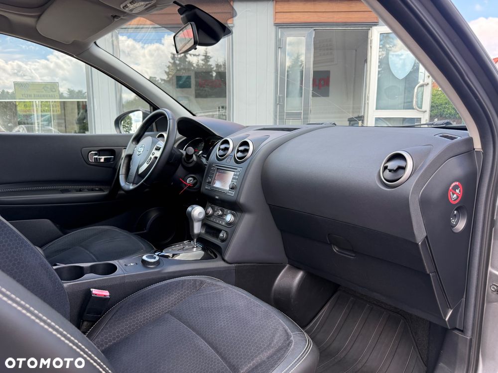 Nissan Qashqai 2.0 dCi 4x4 Tekna - 17