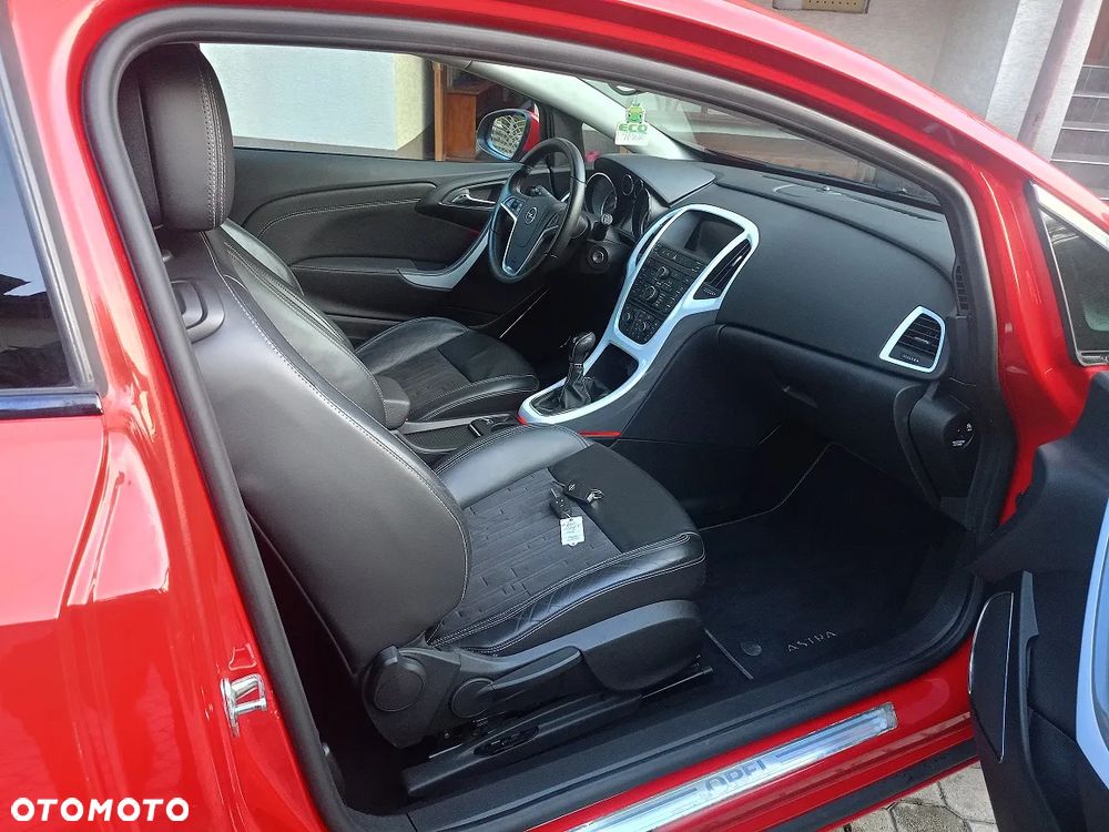 Opel Astra 1.6 Turbo Edition - 14