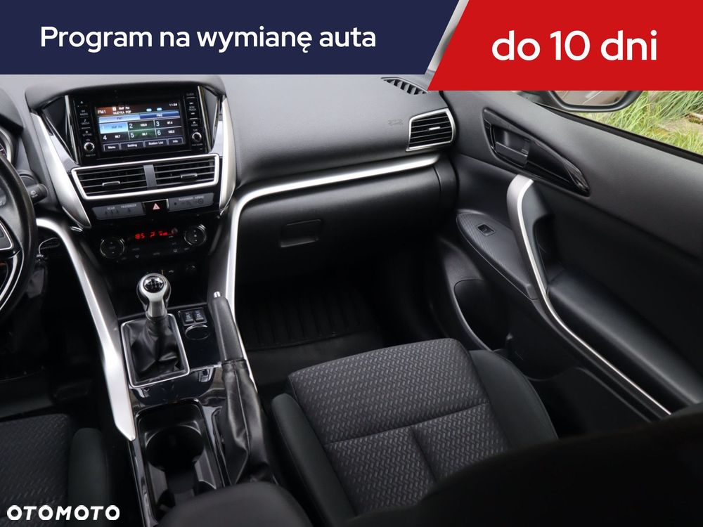 Mitsubishi Eclipse Cross - 10