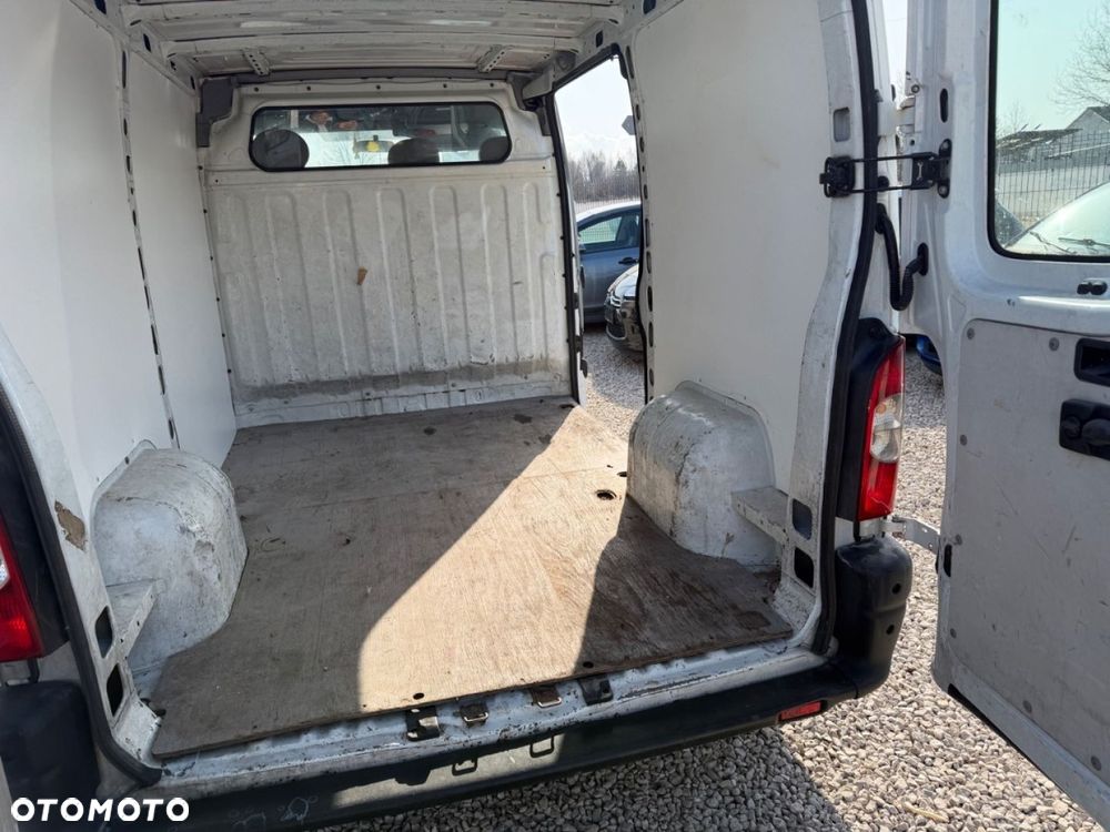 Renault Master - 15
