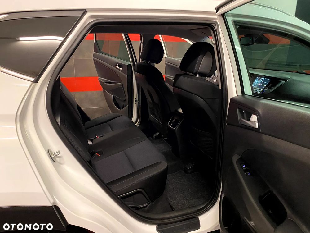 Hyundai Tucson ver-style - 25