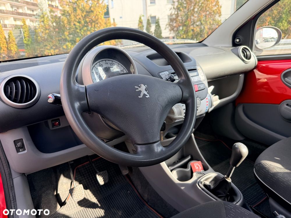 Peugeot 107 1.0 Urban Move - 31