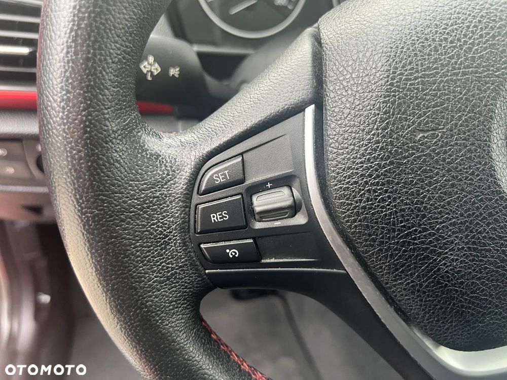 BMW Seria 1 116i Sport Line - 33