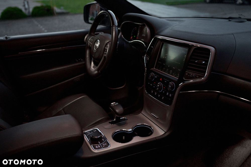 Jeep Grand Cherokee 3.0 CRD Summit - 36