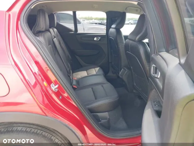 Volvo XC 40 T5 AWD R-Design - 7