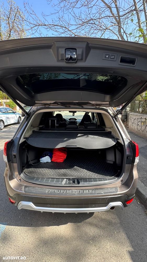 Subaru Forester 2.0 e-Boxer MHEV LinearTronic Premium - 14