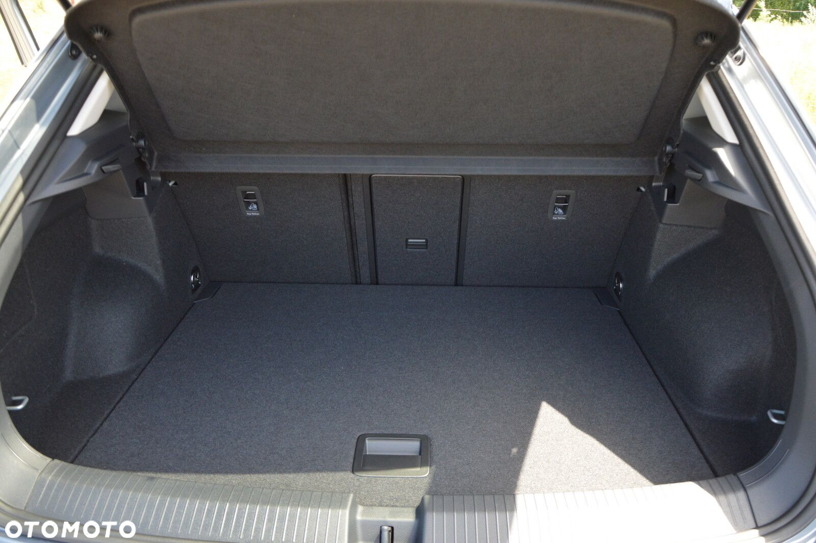 Volkswagen T-Roc - 24