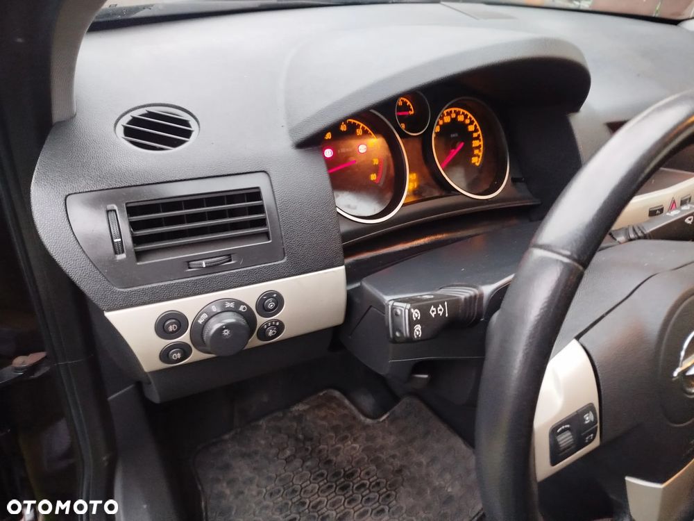 Opel Astra - 27