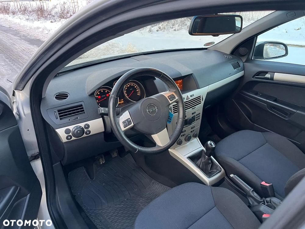 Opel Astra 1.6 Innovation - 11