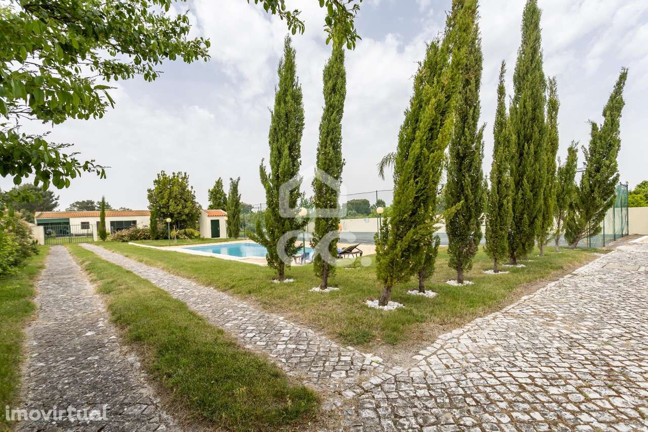 Quinta com 5 quartos com  piscina, campo de jogos e Boxs para cavalos - Grande imagem: 2/60