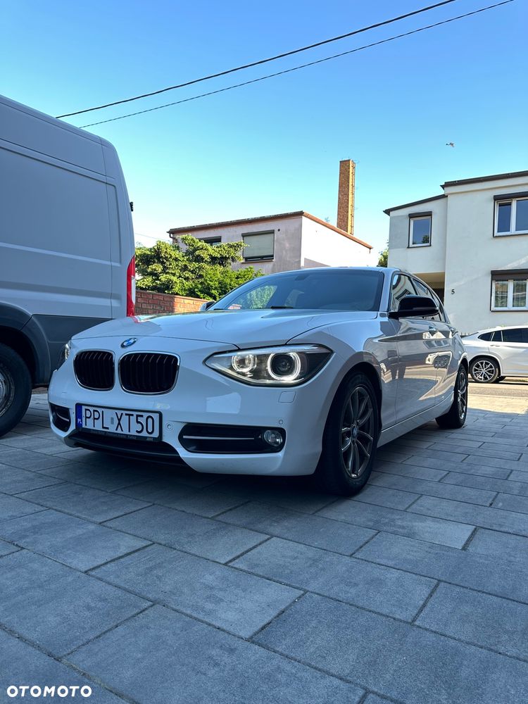 BMW Seria 1 116i Sport Line - 2
