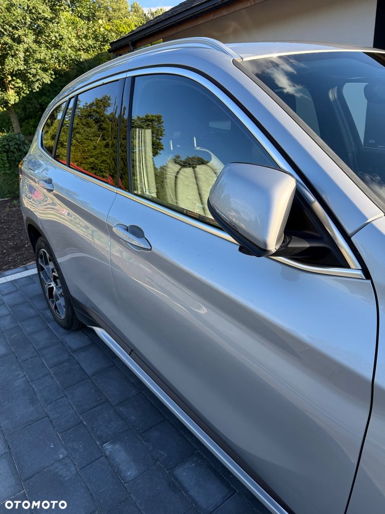 BMW X1 xDrive25i GPF xLine - 11