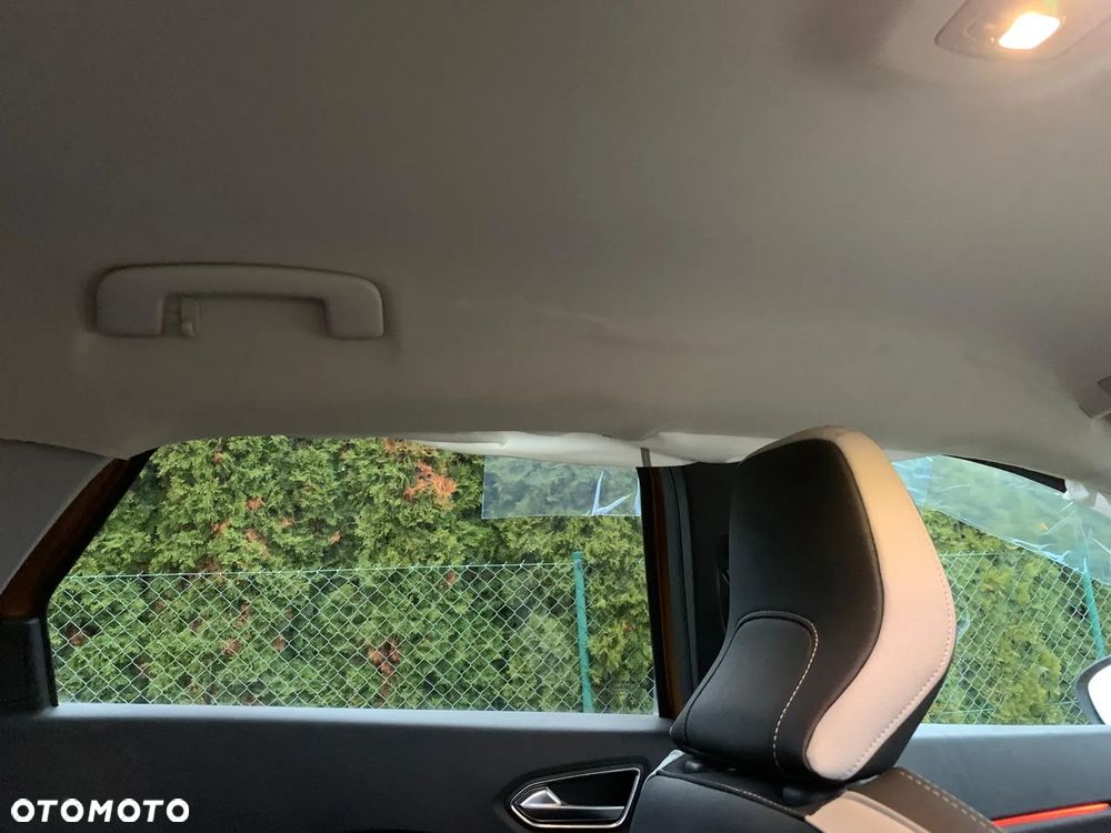 Renault Captur BLUE dCi 115 INTENS - 22