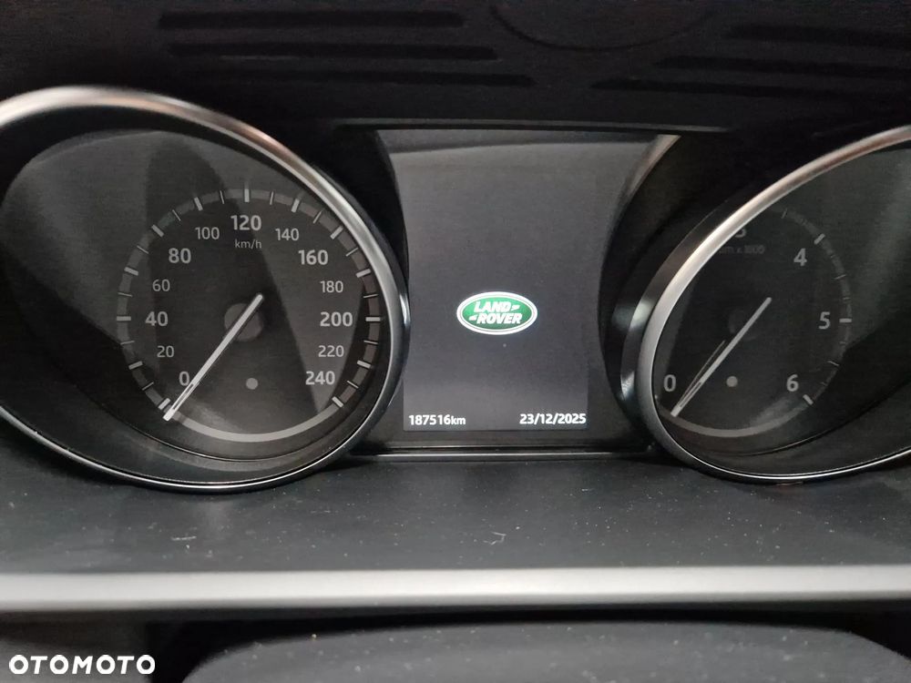 Land Rover Discovery - 12