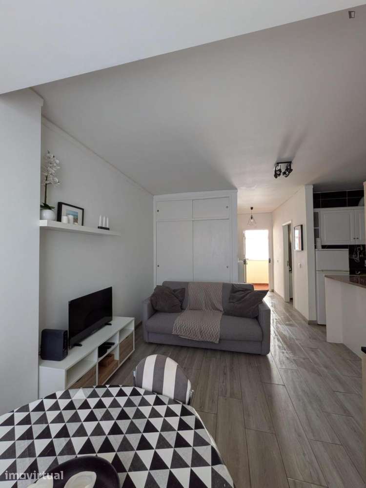 Apartamento com 1 quartos - localizado em Portimao - Grande imagem: 4/5