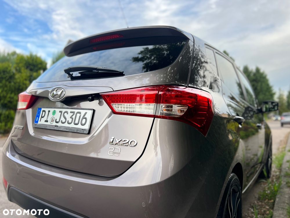Hyundai ix20 1.4 blue YES Gold - 13