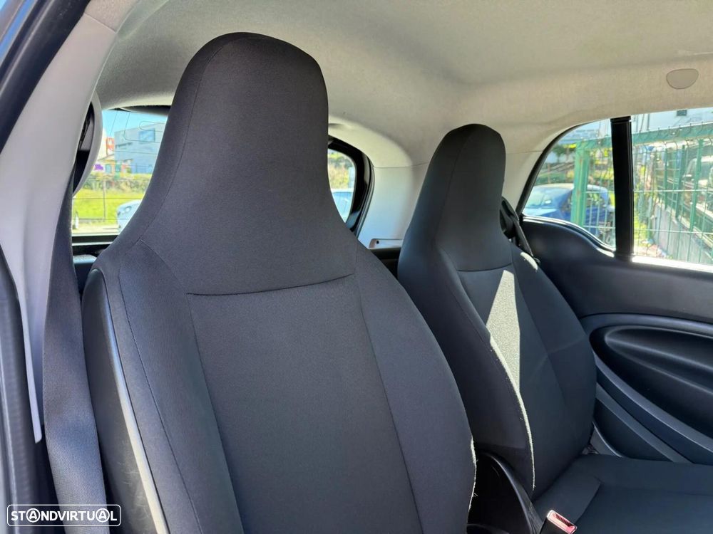 Smart ForTwo Coupé 1.0 71 Aut. - 32