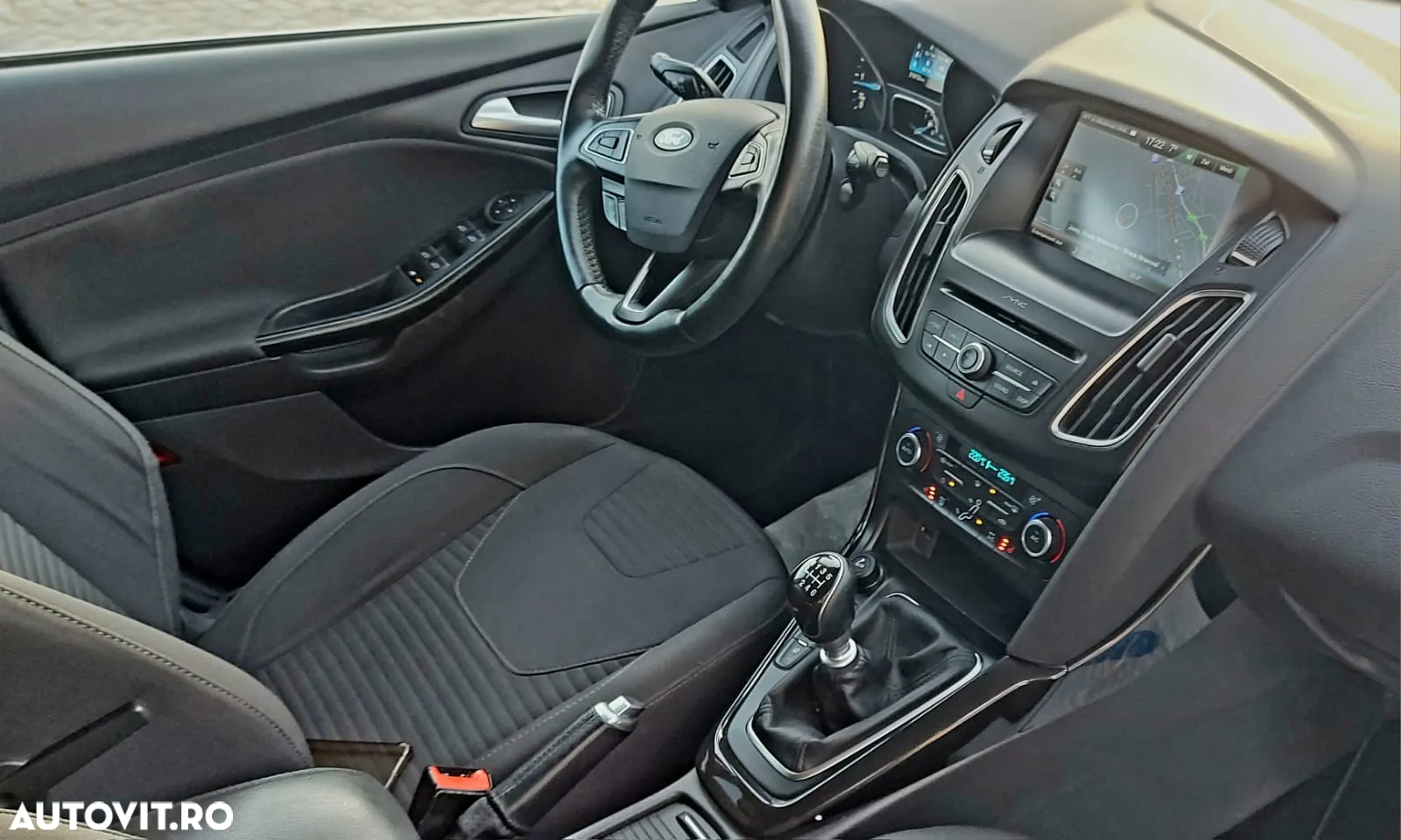Ford Focus 1.5 TDCi Titanium - 13