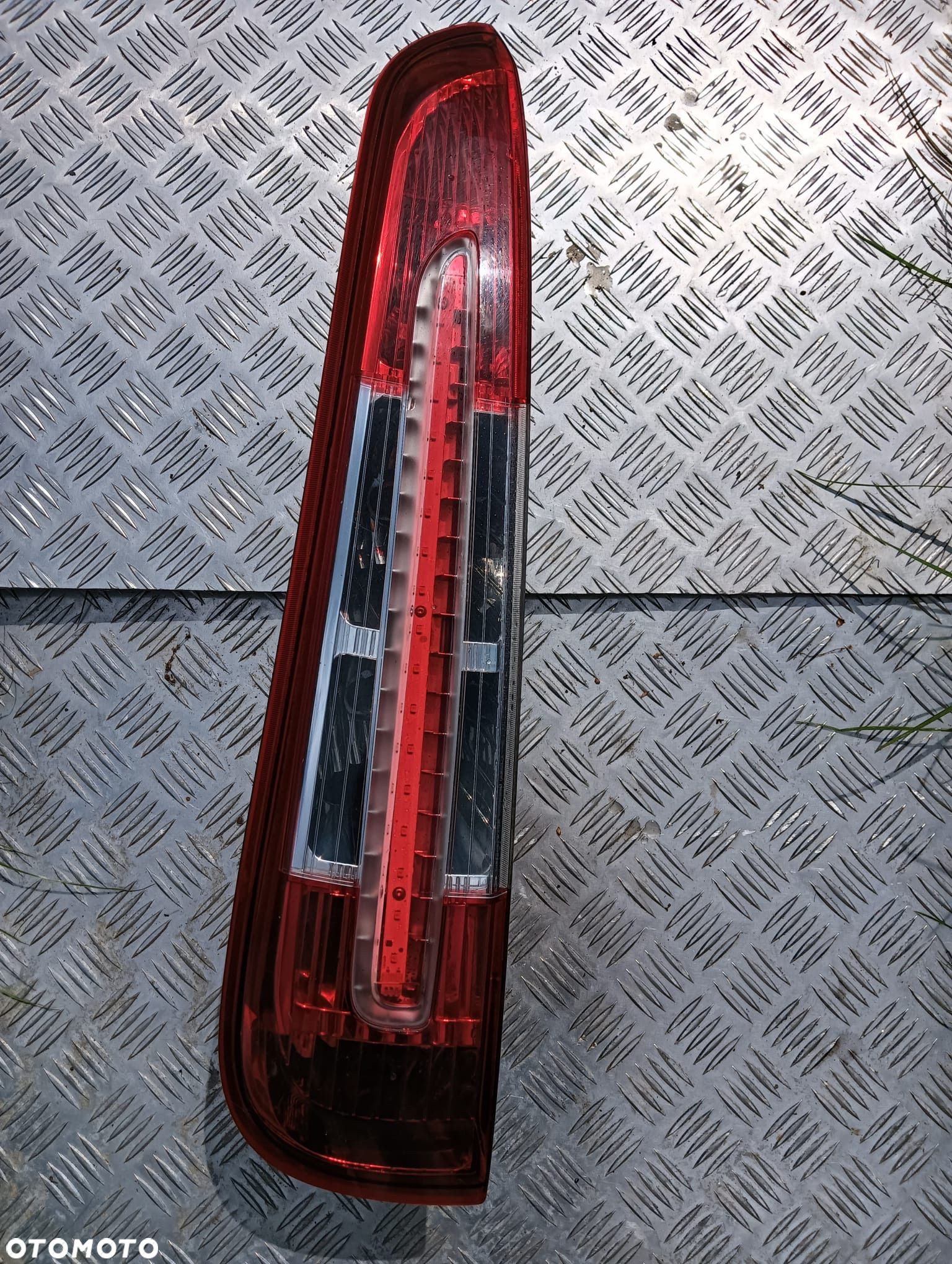 Lampa lewy i prawy tył Ford C Max MK1 lift - 1