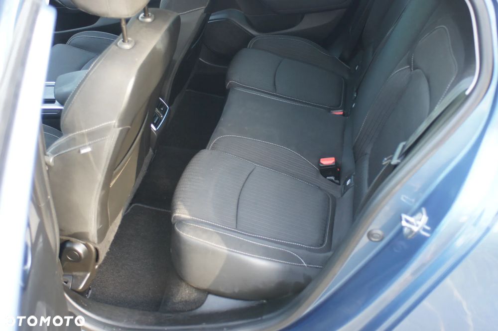 Renault Megane ENERGY TCe 130 Start & Stop LIMITED - 21