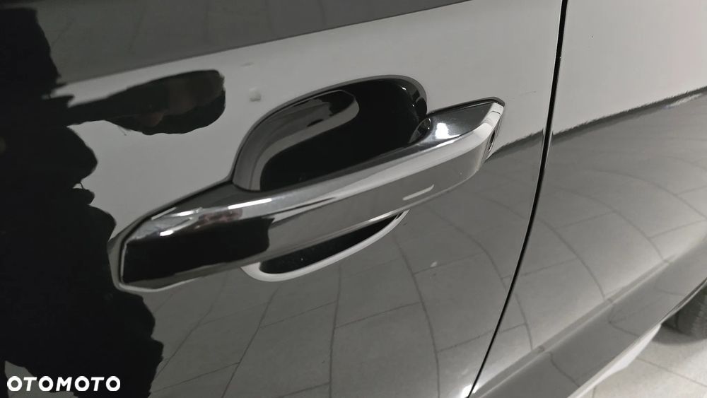 Audi Q5 TDI quattro 150 kW S tronic edition one mythosschwarz - 14