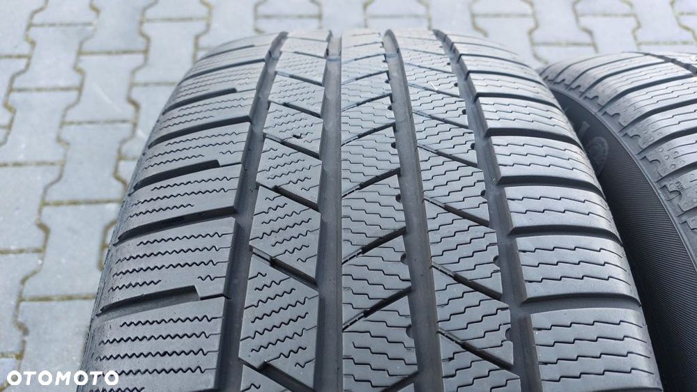 Opony Continental 275 45 R21 - 3