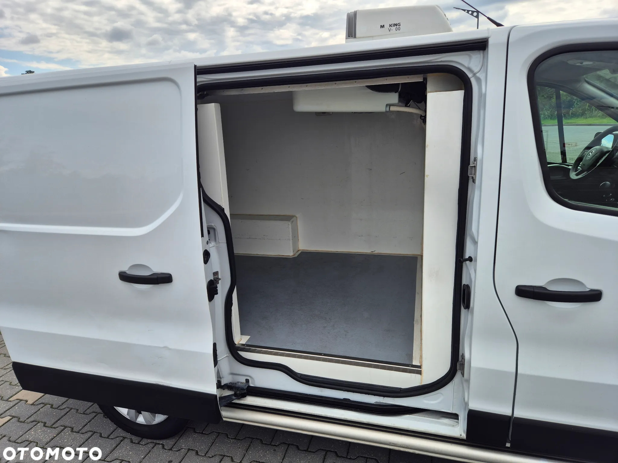 Opel Vivaro - 9