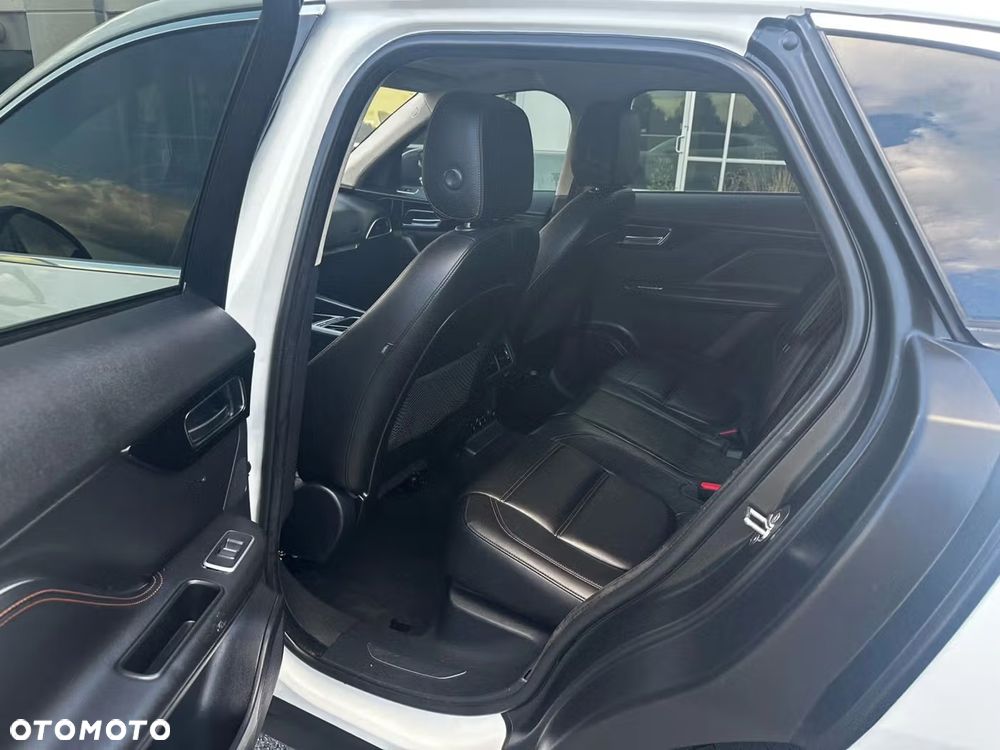 Jaguar F-Pace 25t AWD Prestige - 19