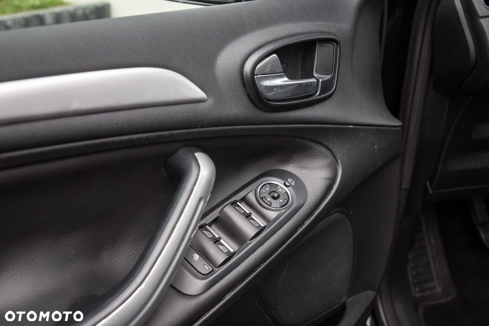 Ford S-Max - 19