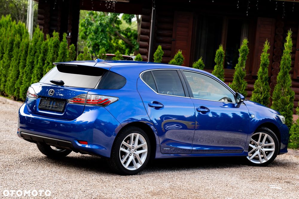 Lexus CT 200h F Sport - 11
