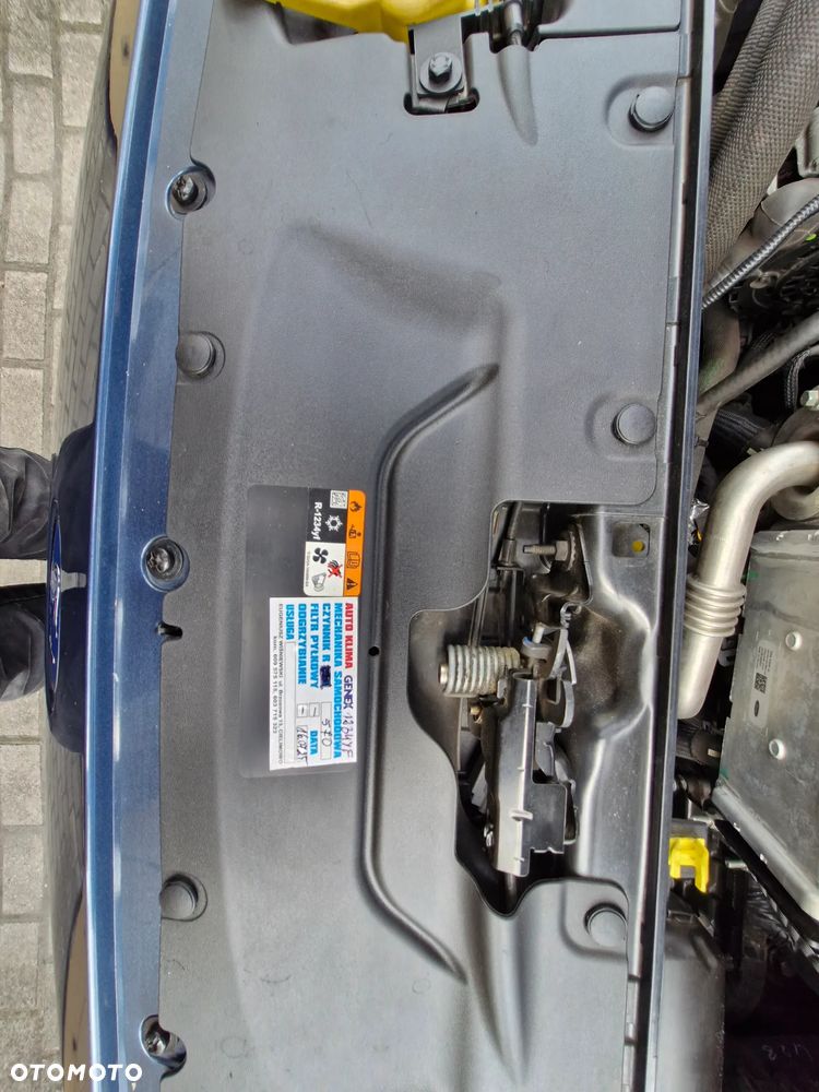 Ford S-Max 2.0 EcoBlue Titanium - 4