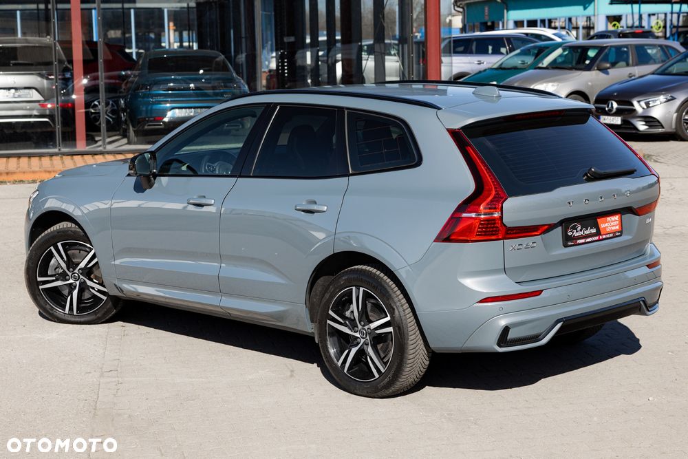 Volvo XC 60 B4 D Ultimate Dark - 11