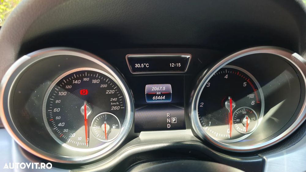 Mercedes-Benz GLE - 10
