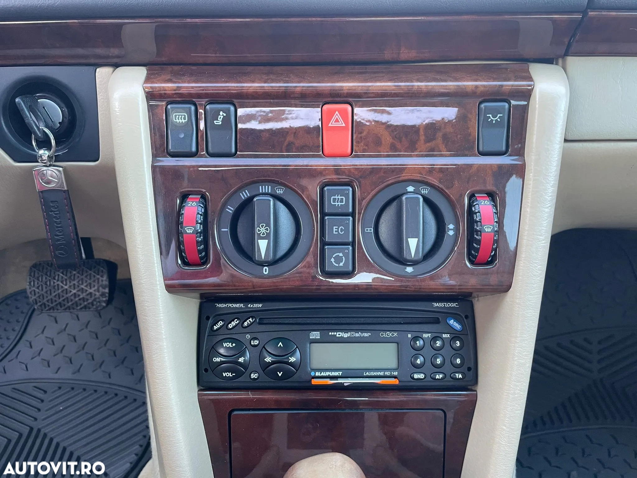 Mercedes-Benz E - 14