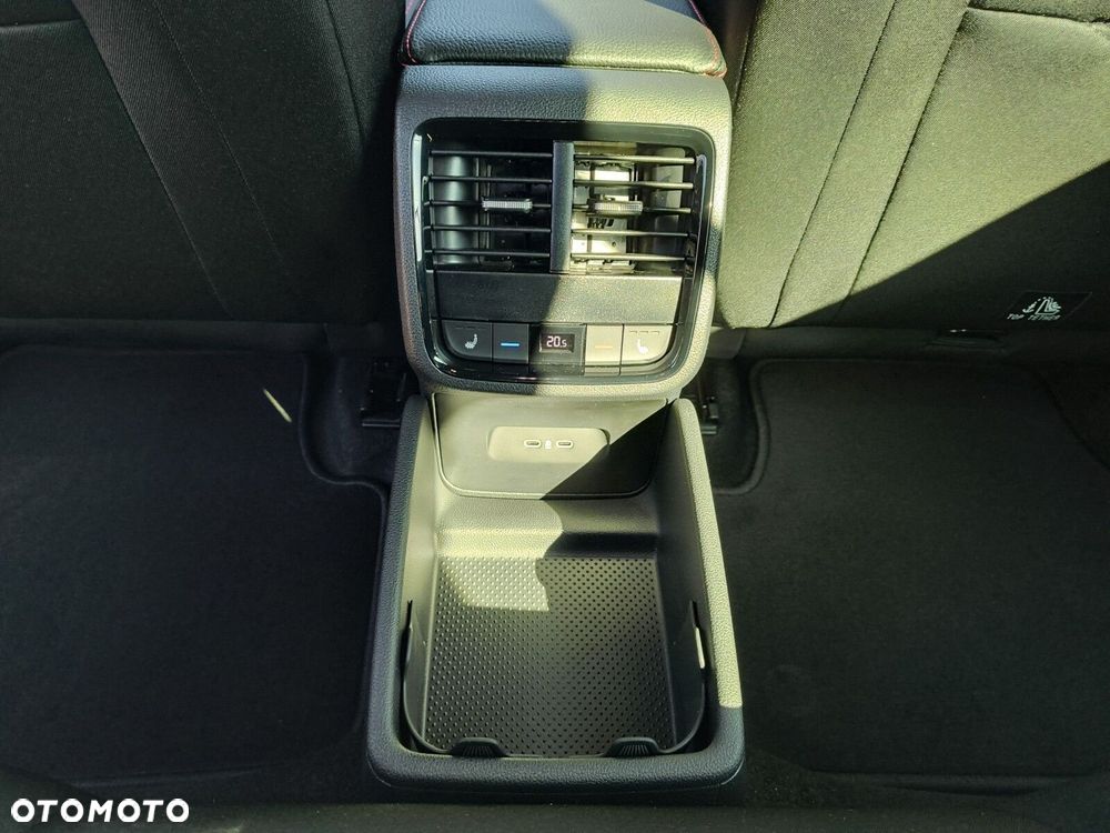 Skoda Octavia 2.0 TSI RS DSG - 37