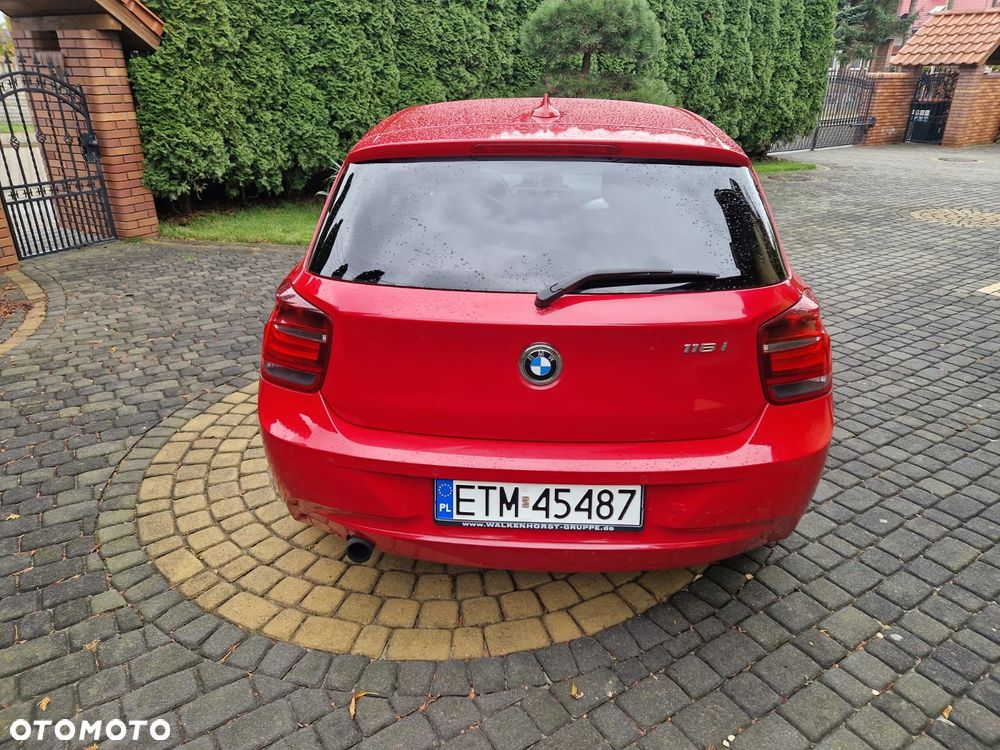 BMW Seria 1 116i - 5