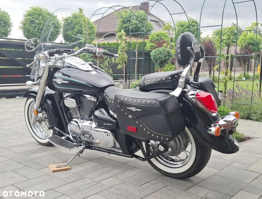 Suzuki VL 800 Volusia - Boulevard C50 - 24