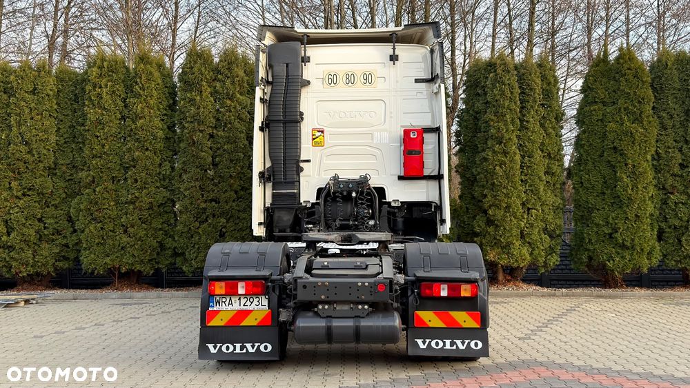Volvo FH 500 l KSENON l LODÓWKA l 4 PODUSZKI KABINA - 14