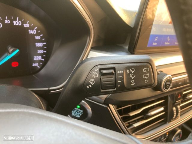 Ford Focus 1.5 TDCi ECOBlue Connected - 14