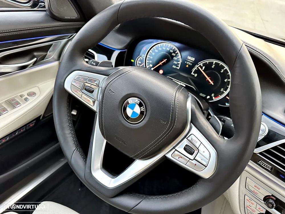 BMW 730 d Pack M - 12